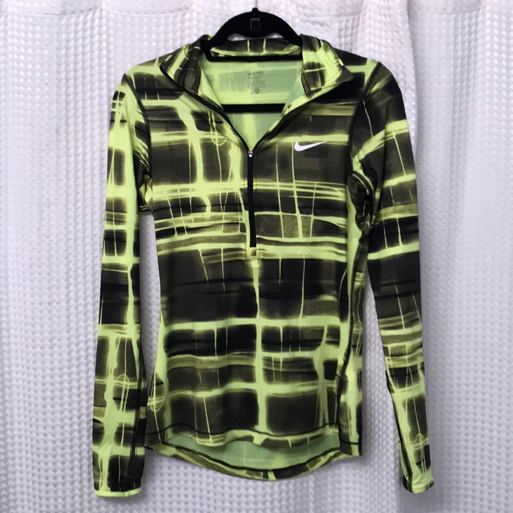 Nike Pro Patterned Quarter-zip